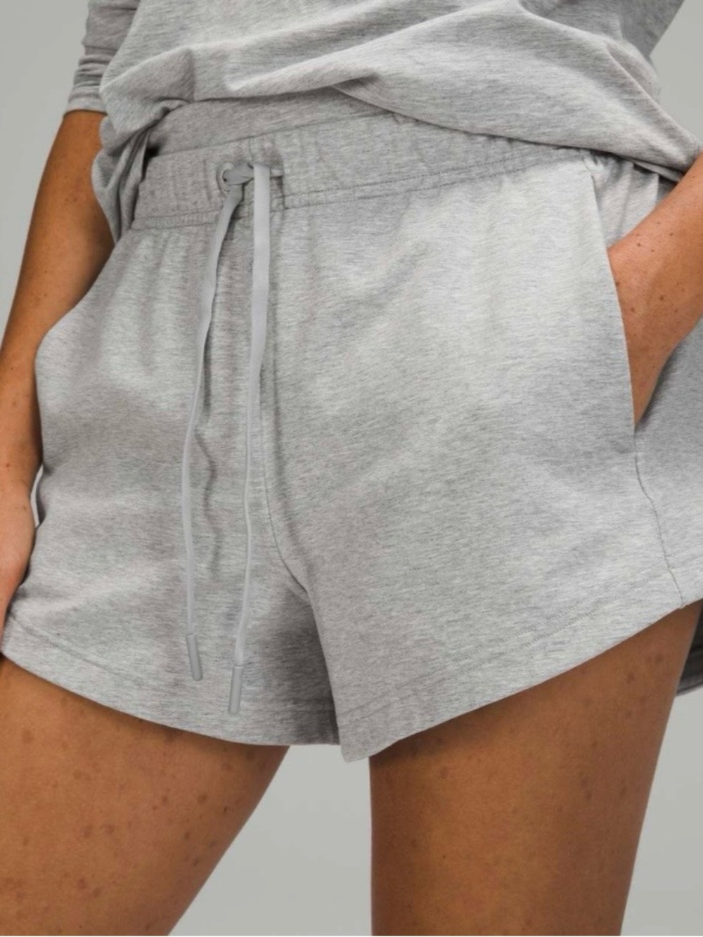 Lululemon NWT Inner Glow High Rise 3” Shorts Heather Grey Size 8